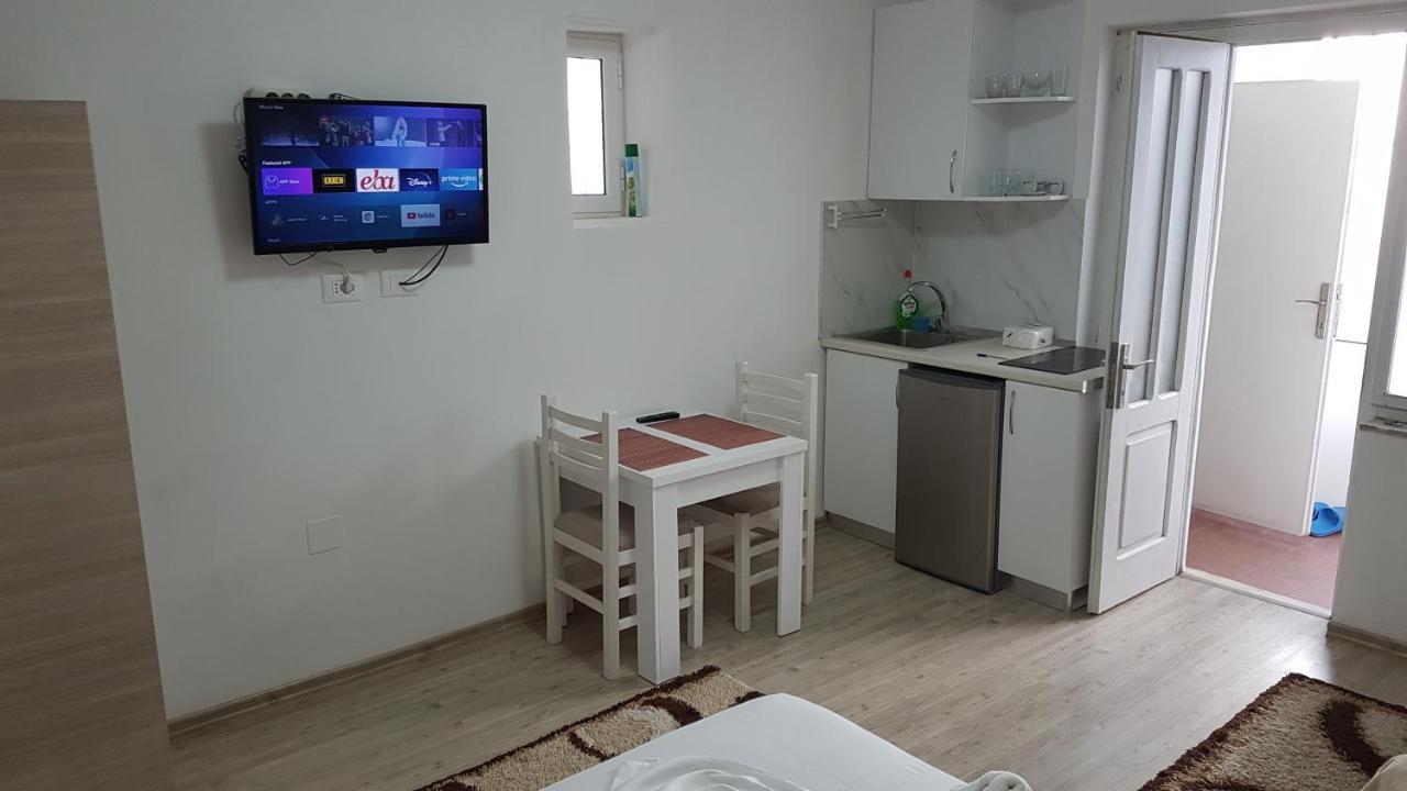 Klent Studio Apartment 포그라데츠 외부 사진