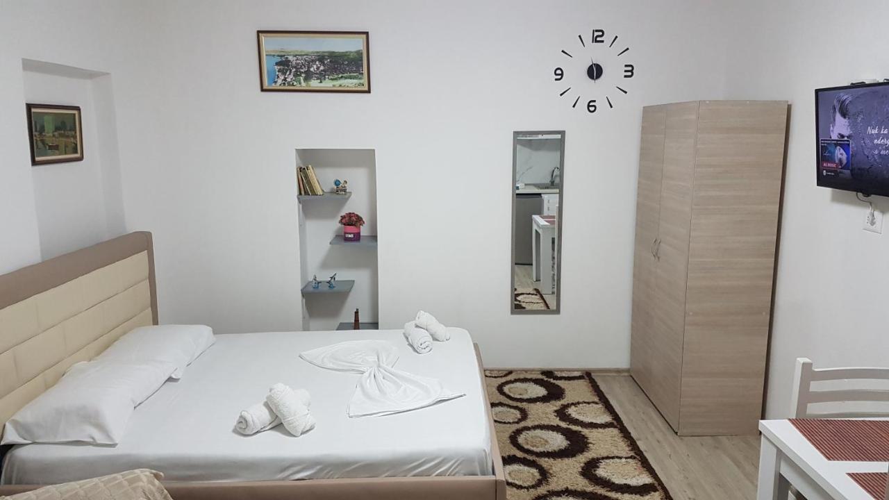 Klent Studio Apartment 포그라데츠 외부 사진