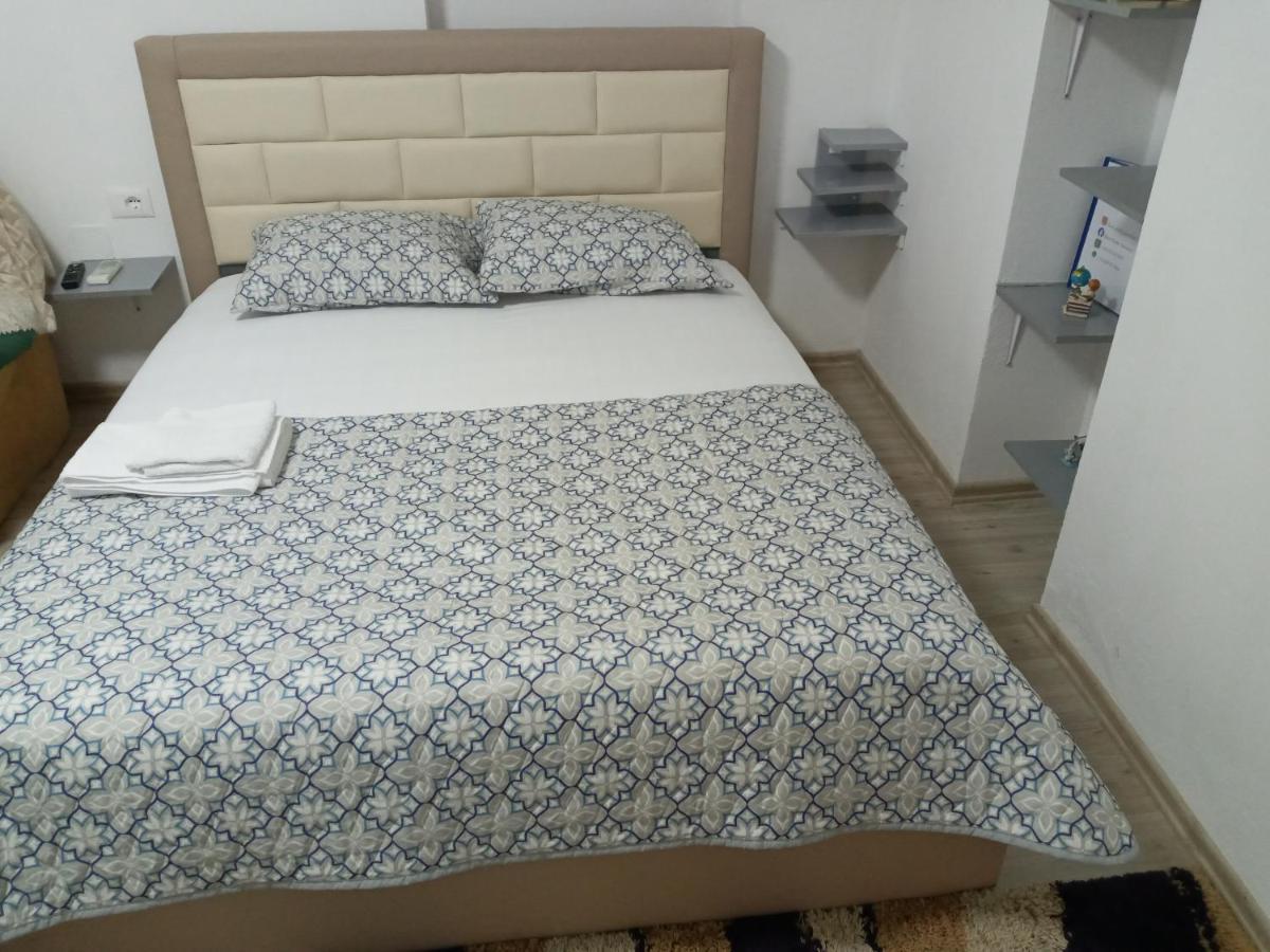 Klent Studio Apartment 포그라데츠 외부 사진